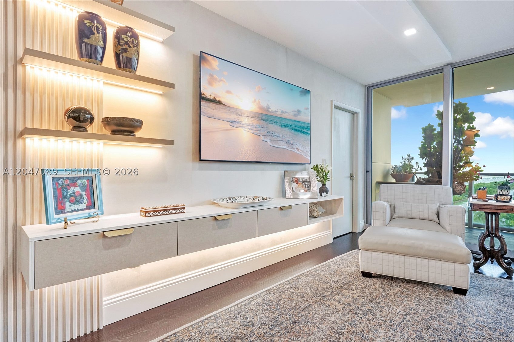 1455 Ocean Dr 904
