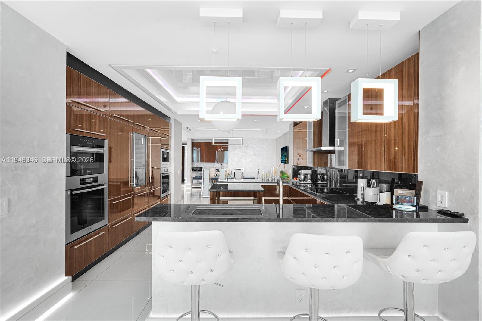 TRUMP HOLLYWOOD - Residential