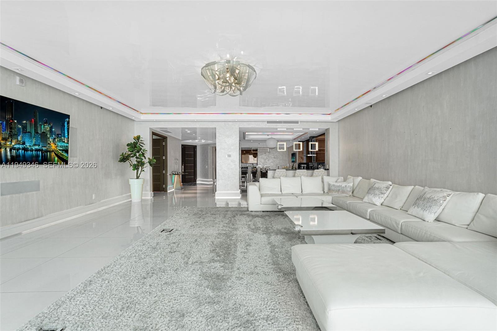 2711 S Ocean Drive 3704