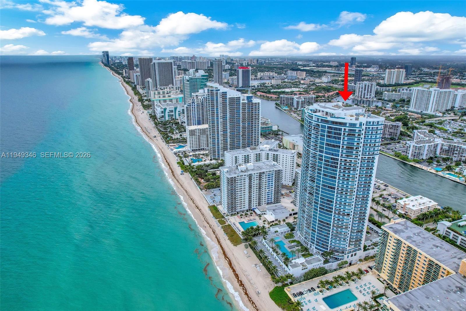 TRUMP HOLLYWOOD - Residential