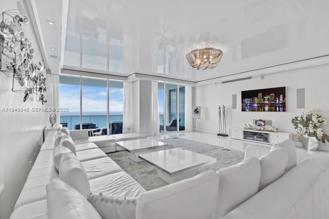 2711 S Ocean Drive 3704