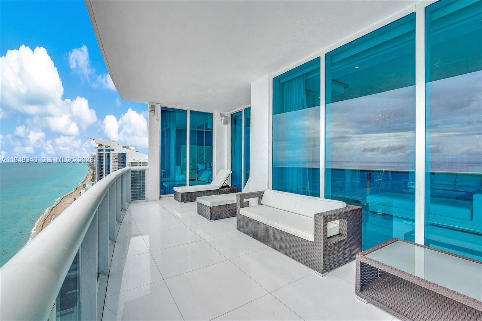 TRUMP HOLLYWOOD - Residential