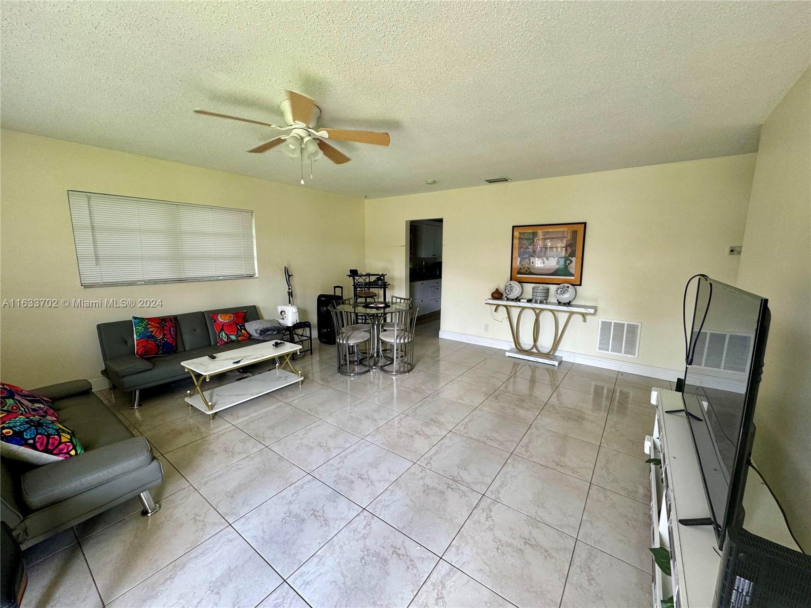 OSCEOLA PARK - Residential Income