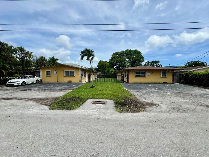 Great investment opportunity to own two conforming duplexes next to each other! Brand new roof!  All the units are oversized with two bedrooms and two bathrooms. Each unit has its separate laundry room, central AC, back patio, hurricane shutters, and two-car parking.  The property is centrally located near marinas, shipyards, MPT, and Fort Lauderdale airport.  These properties could be converted into a lucrative yacht crew accommodation business. 
These properties are to be sold together.  1723 & 1727 SW 21st St. A11633702 & A11633714 $1.5m for both.