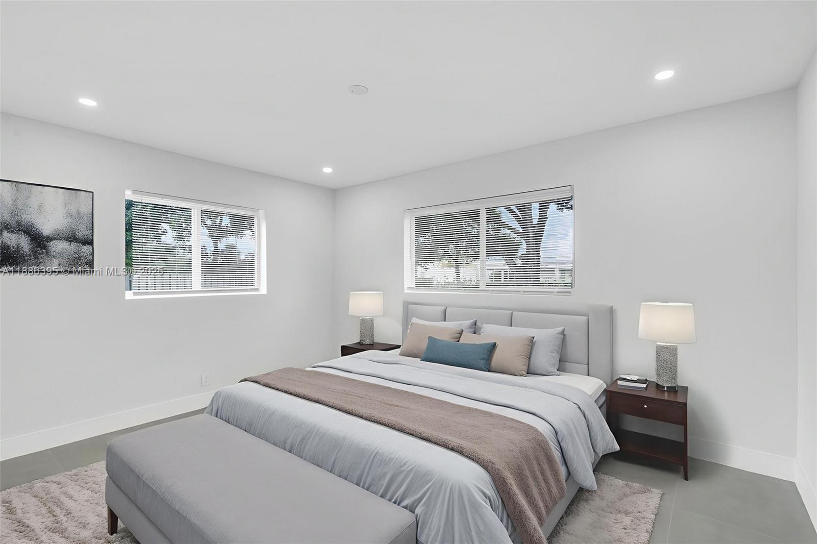 PLANTATION PARK LAKESITES - Residential