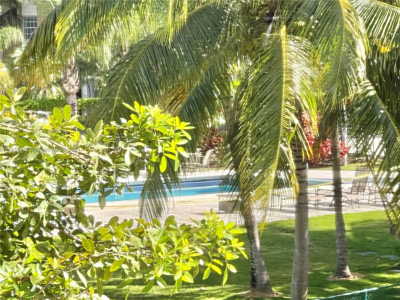 LAKEWOOD VILLAS CONDO - Residential Lease