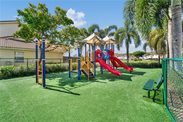 BONITA VILLAS CONDO - Residential