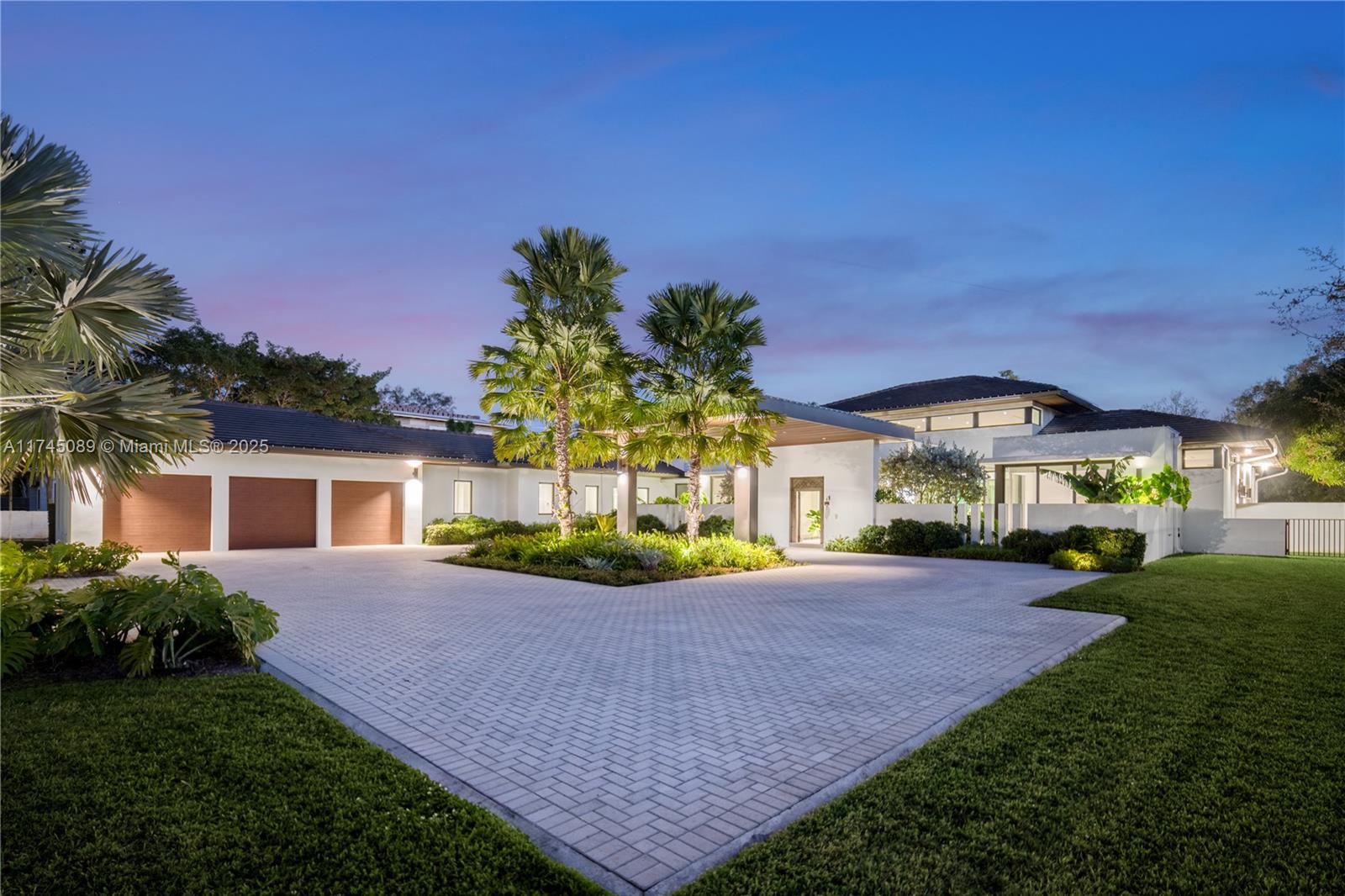Property for Sale at 6240 Sw 116th St, Pinecrest, Miami-Dade County, Florida - Bedrooms: 5 
Bathrooms: 7  - $8,750,000