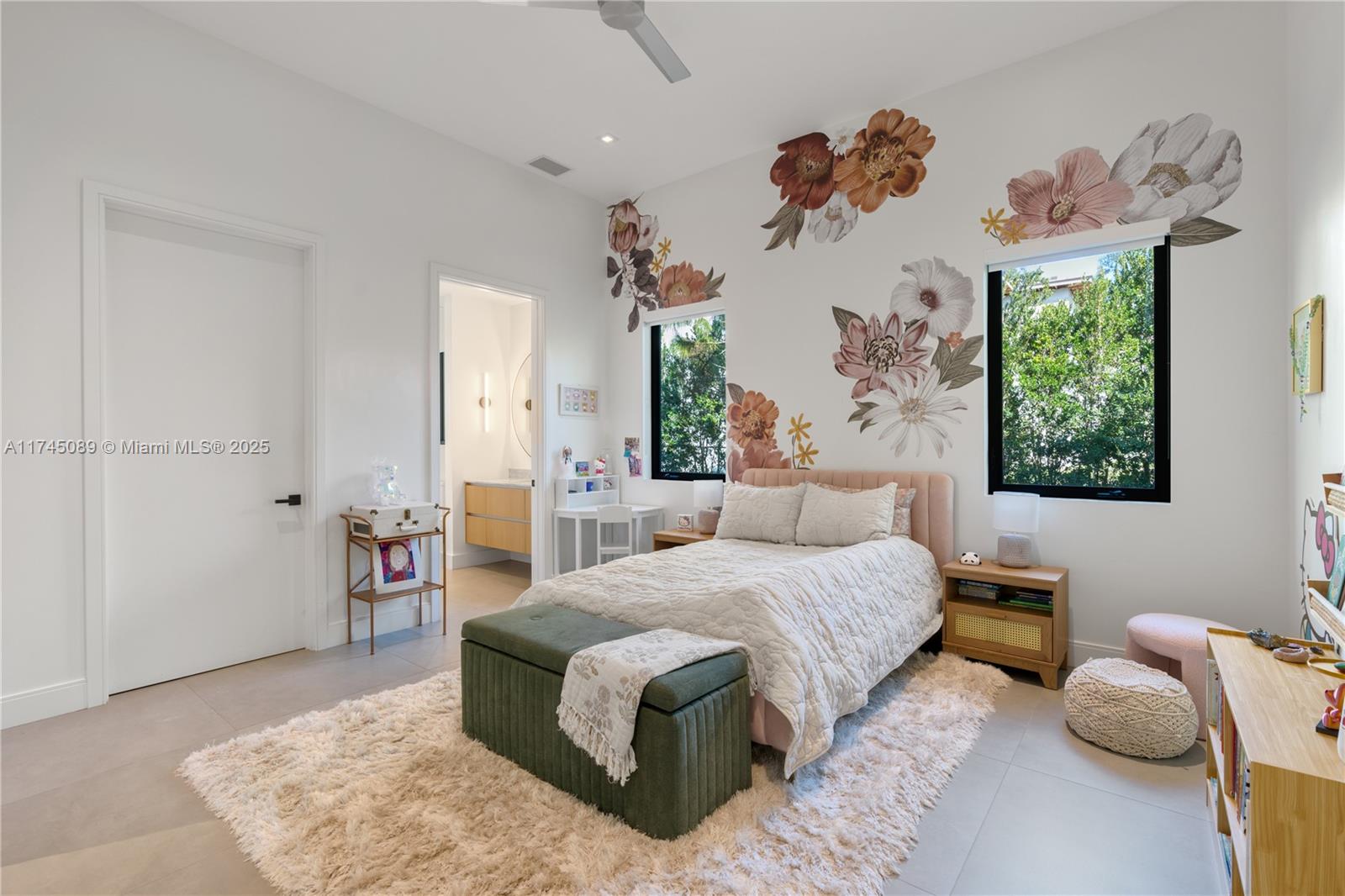 WILLOU HILL - Residential