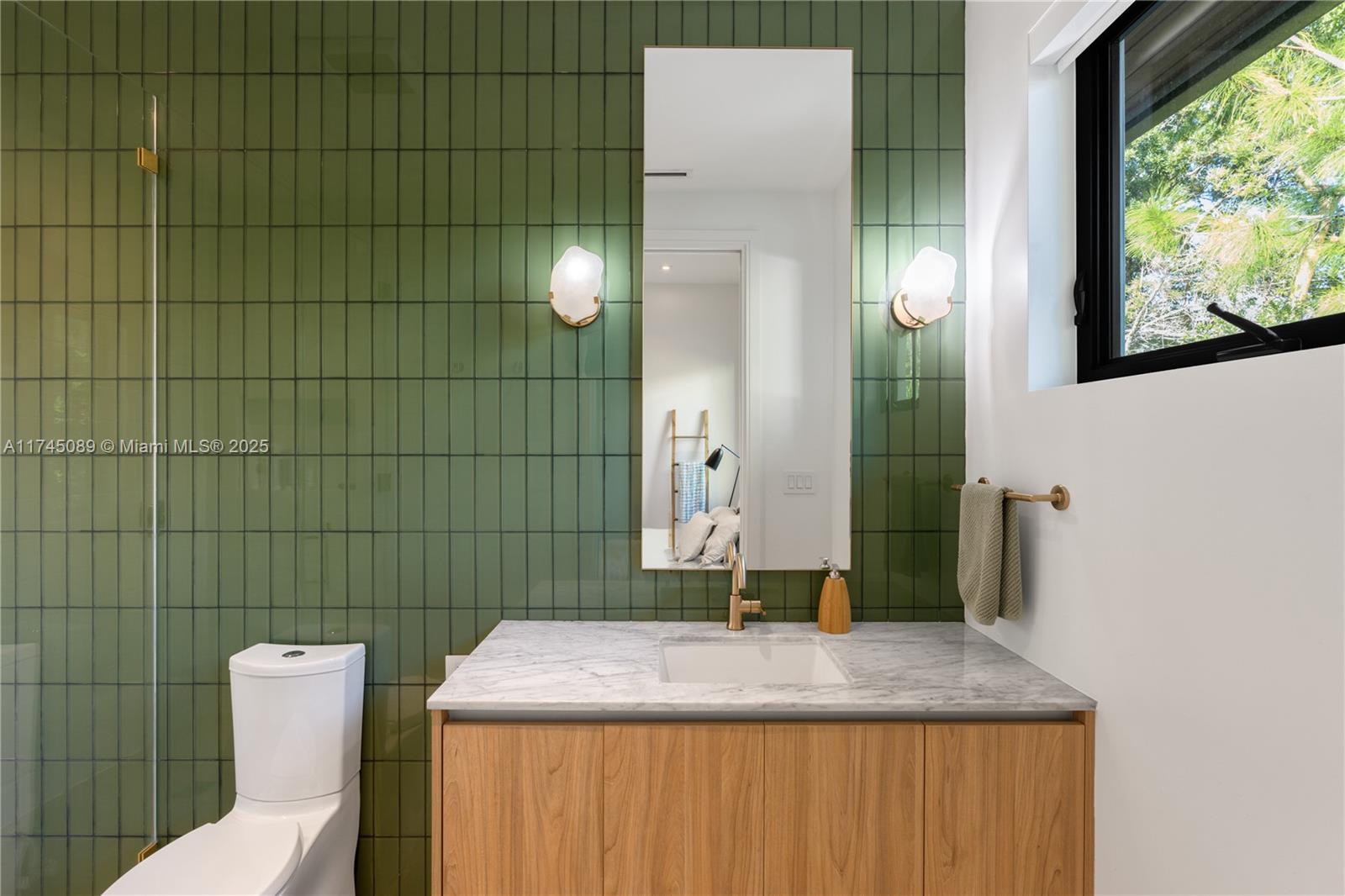 WILLOU HILL - Residential