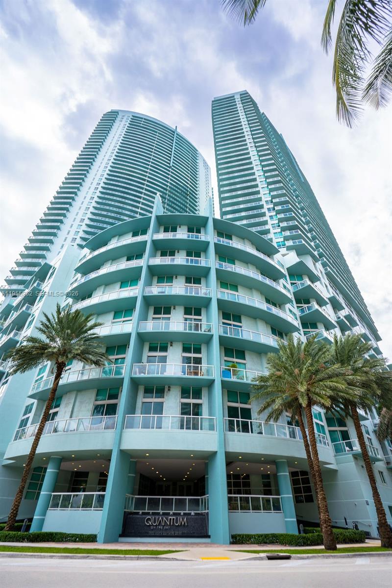 QUANTUM ON THE BAY CONDO - Residential