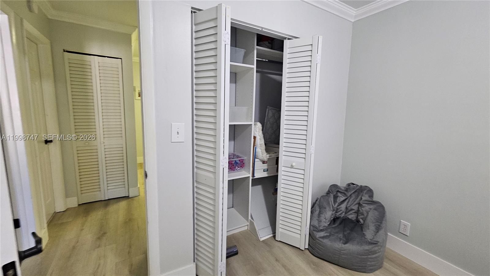 LEEWARD POINT CONDO - Residential Lease