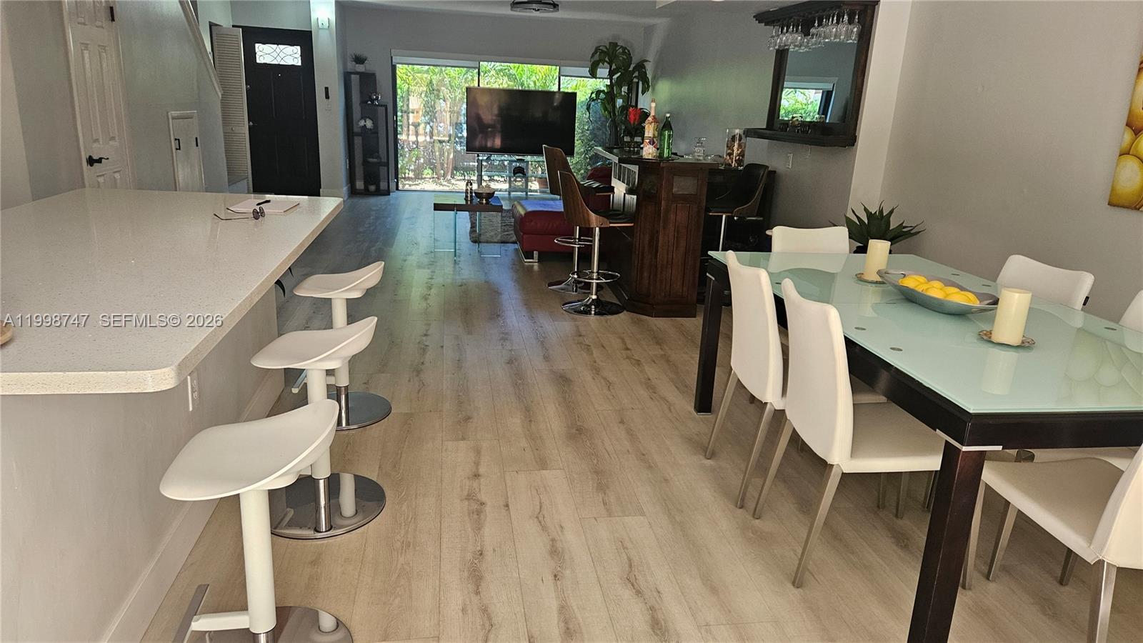 LEEWARD POINT CONDO - Residential Lease