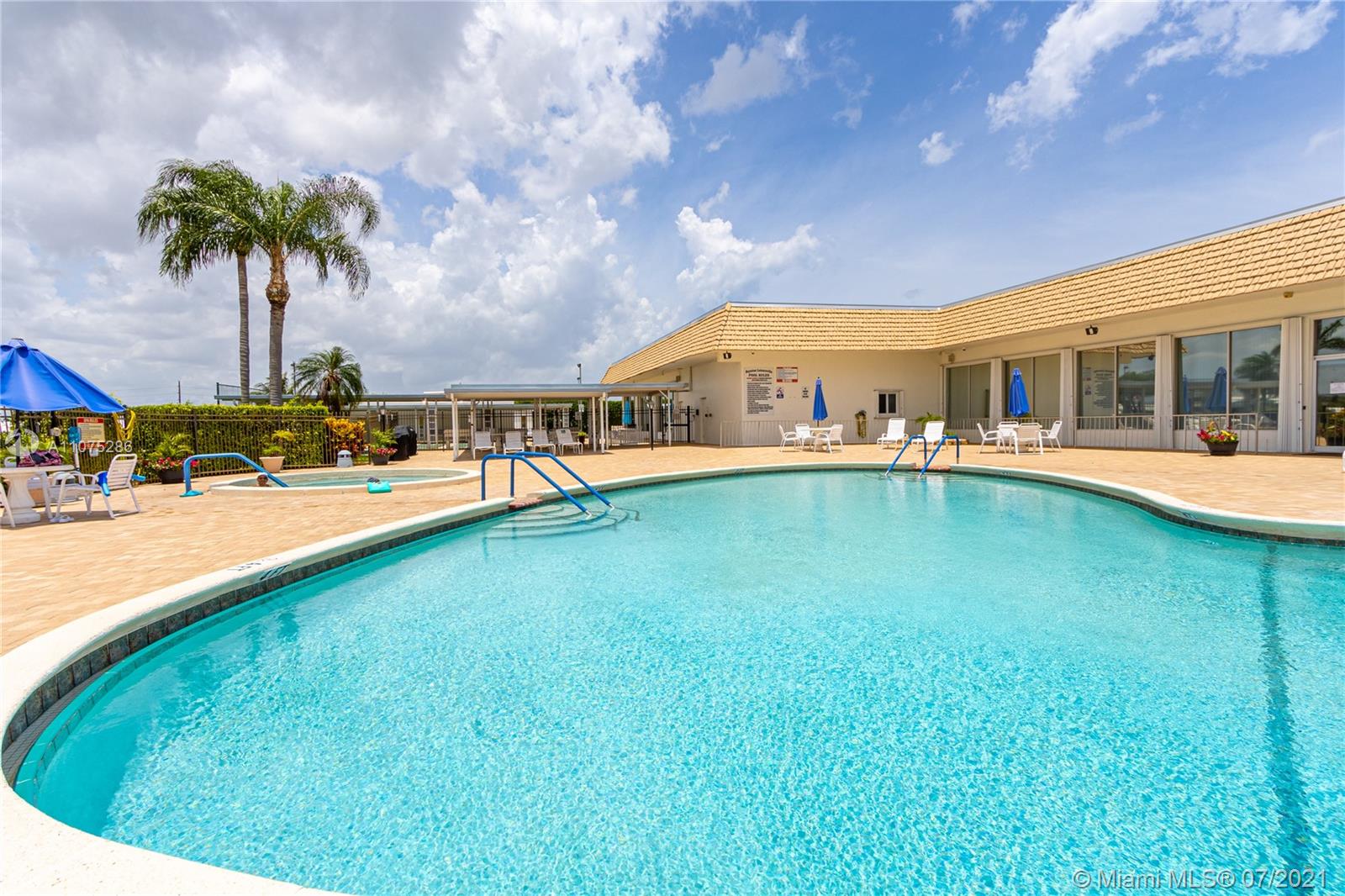 PALM BEACH LEISUREVILLE S - Residential