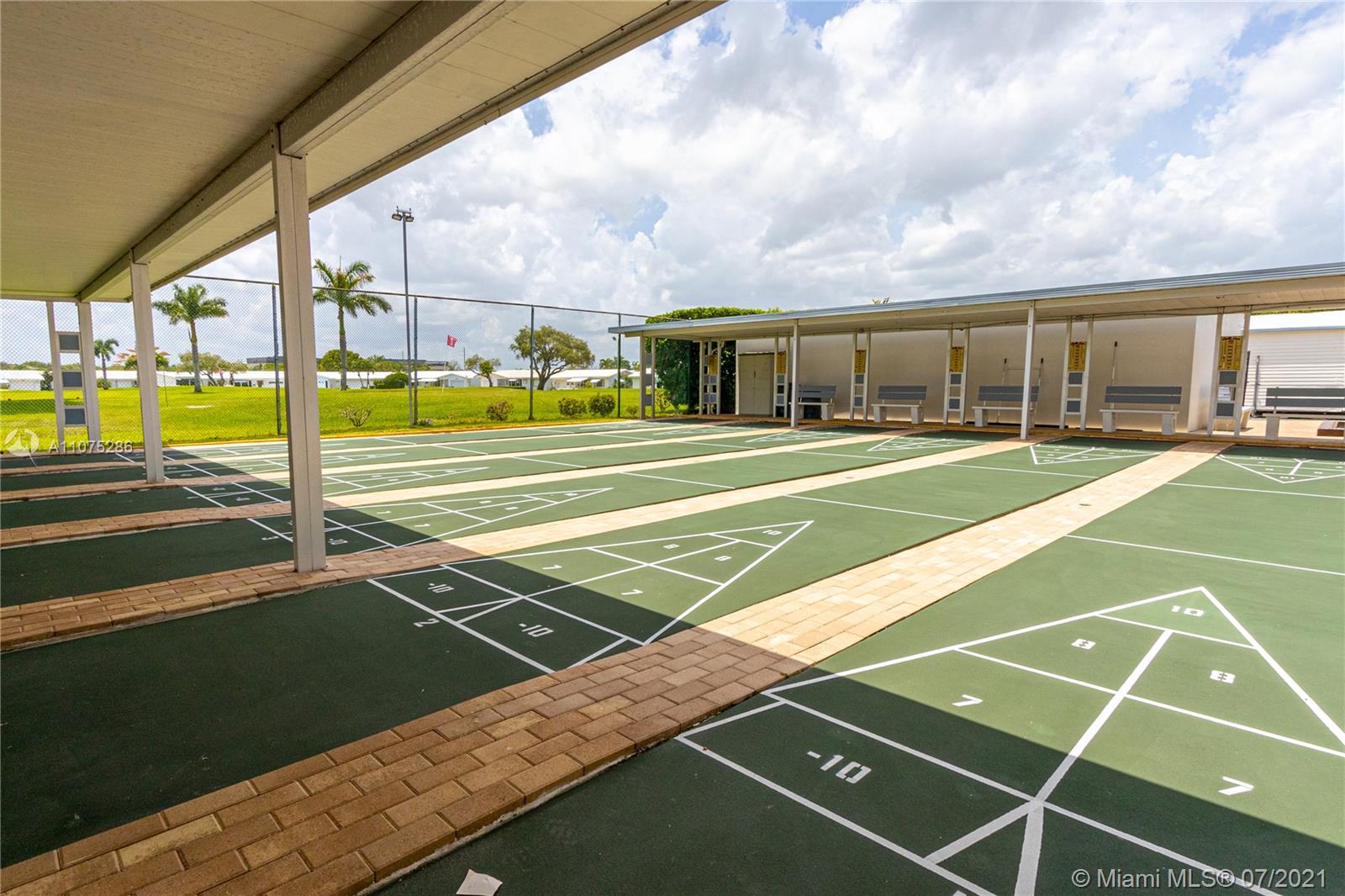 PALM BEACH LEISUREVILLE S - Residential