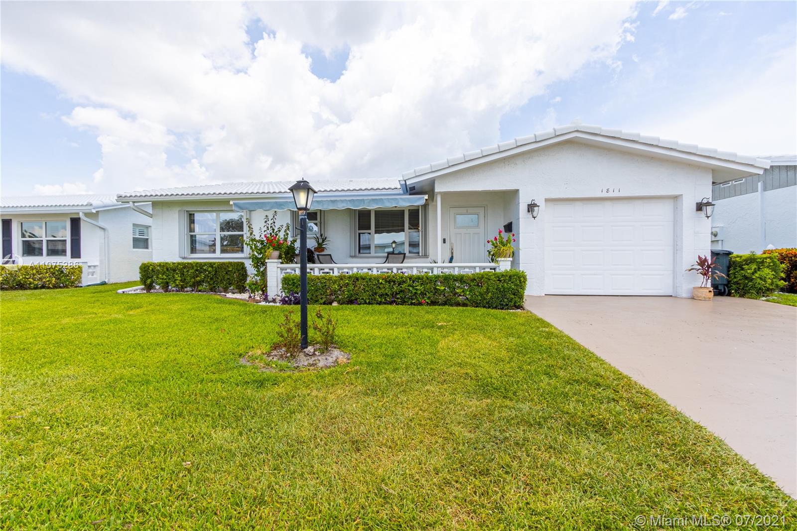 PALM BEACH LEISUREVILLE S - Residential