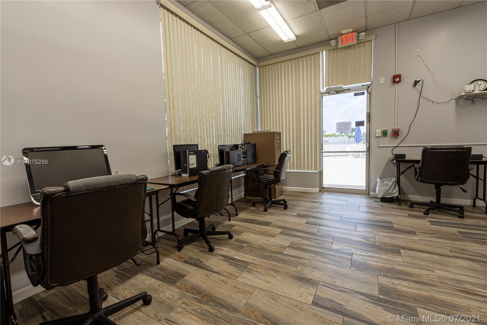 PALM BEACH LEISUREVILLE S - Residential