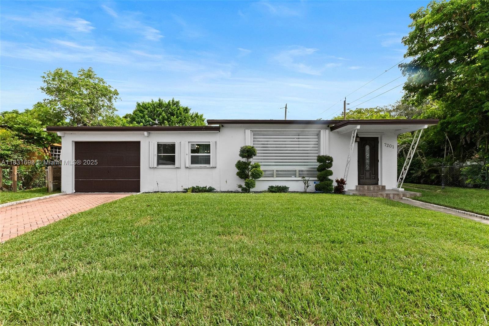 Charming one-story 3 bedrooms, 1 bath, recently remodeled single-family home, PLUS Creative Studio with Private Entrance for office, art studio, guests, or in-law quarters! Porcelain tiles throughout the house, kitchen with Quartz countertop and stainless-steel appliances, tankless water heater, plus Garage. This property is in a non-HOA neighborhood-no restrictions, just possibilities! The lot has plenty of room for a pool or to park a boat, trailer, entertainment & more. Located in a prime Hollywood neighborhood, just minutes away from schools, top dining, shopping & entertainment. Ideal for families or investors. Must see, book a tour today and feel right at home!