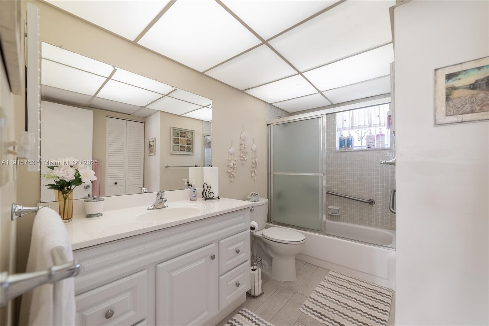 DANIANS SOUTH CONDO - Residential