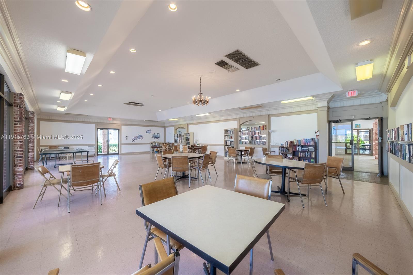 DANIANS SOUTH CONDO - Residential