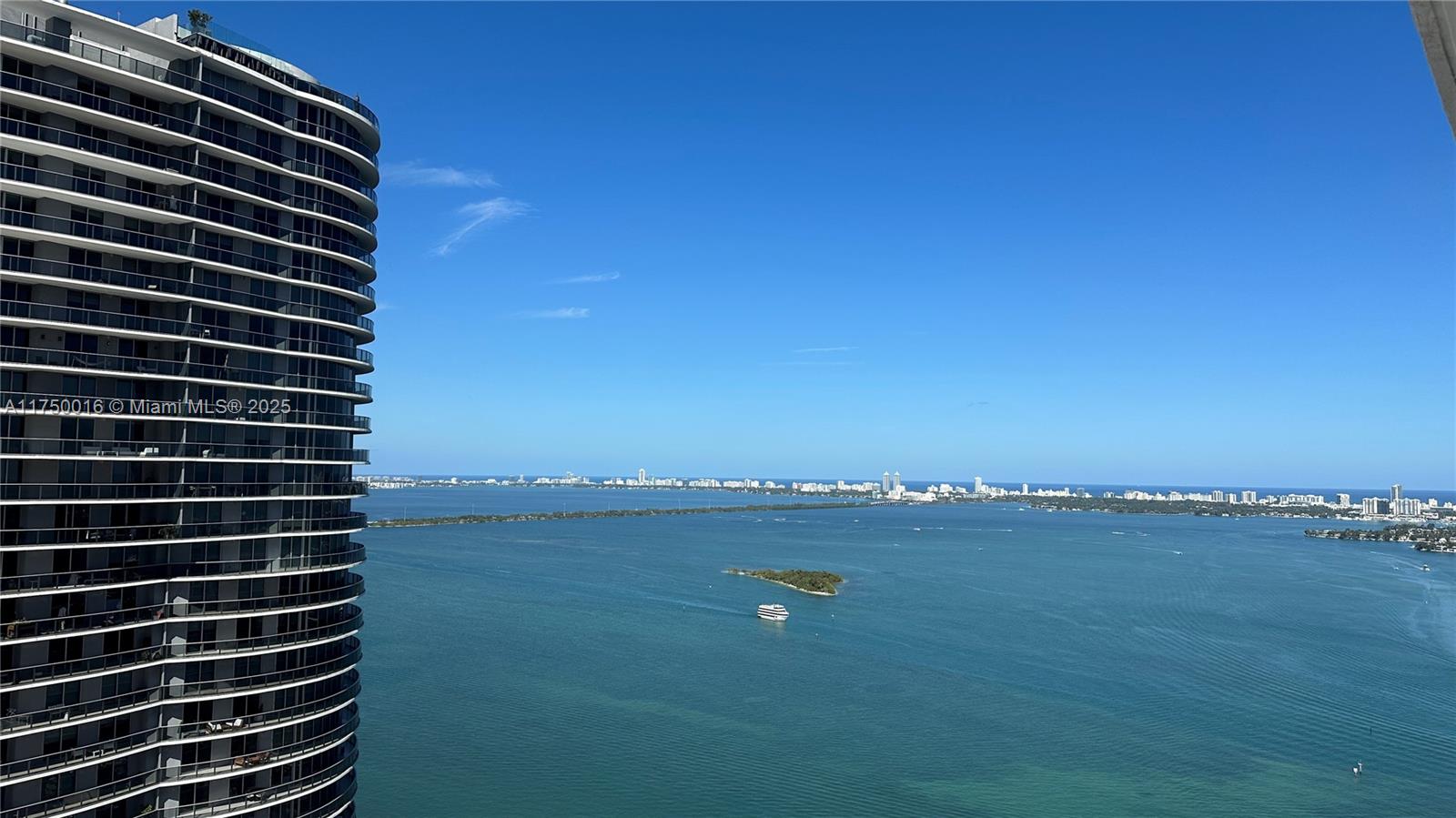 Rental Property at 1750 N Bayshore Dr 4607, Miami, Broward County, Florida - Bathrooms: 1  - $2,000 MO.