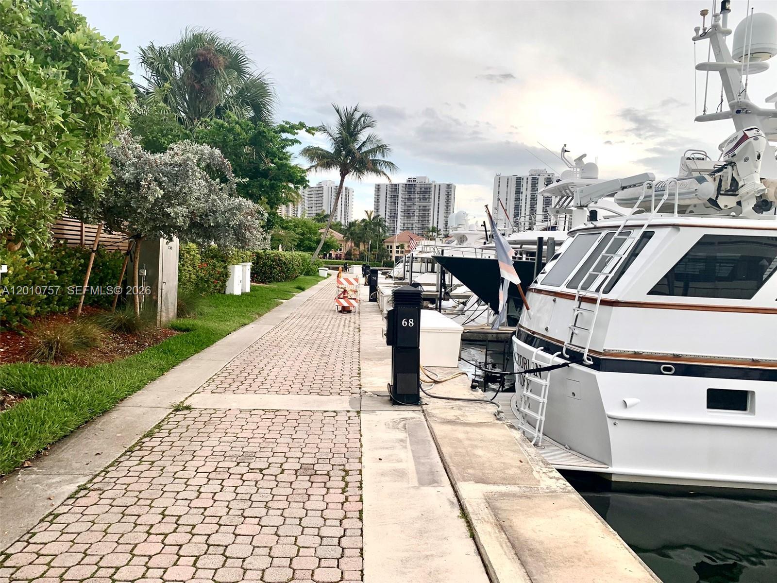 WATERWAYS MARINA CONDO - Land