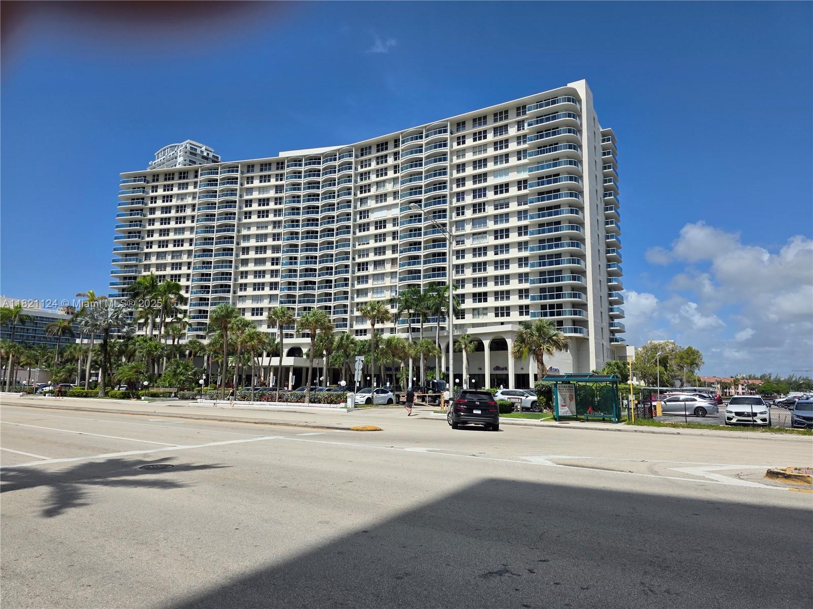 3800 S Ocean Dr 425
