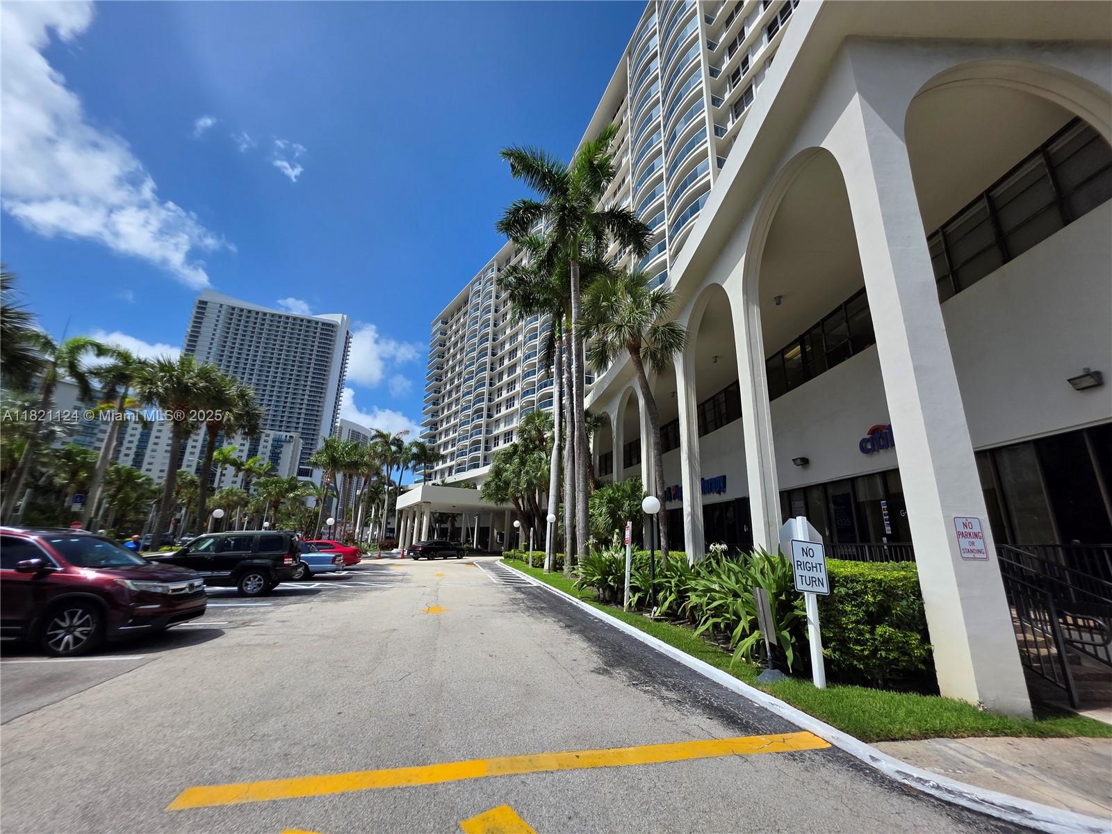 3800 S Ocean Dr 425