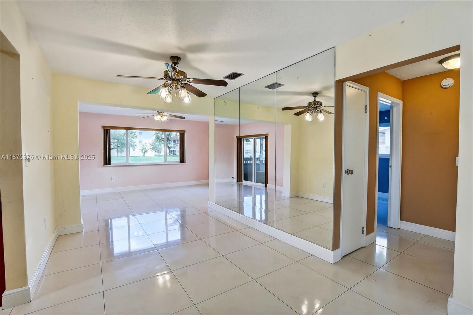 SUNRISE GOLF VILLAGE SEC - Residential