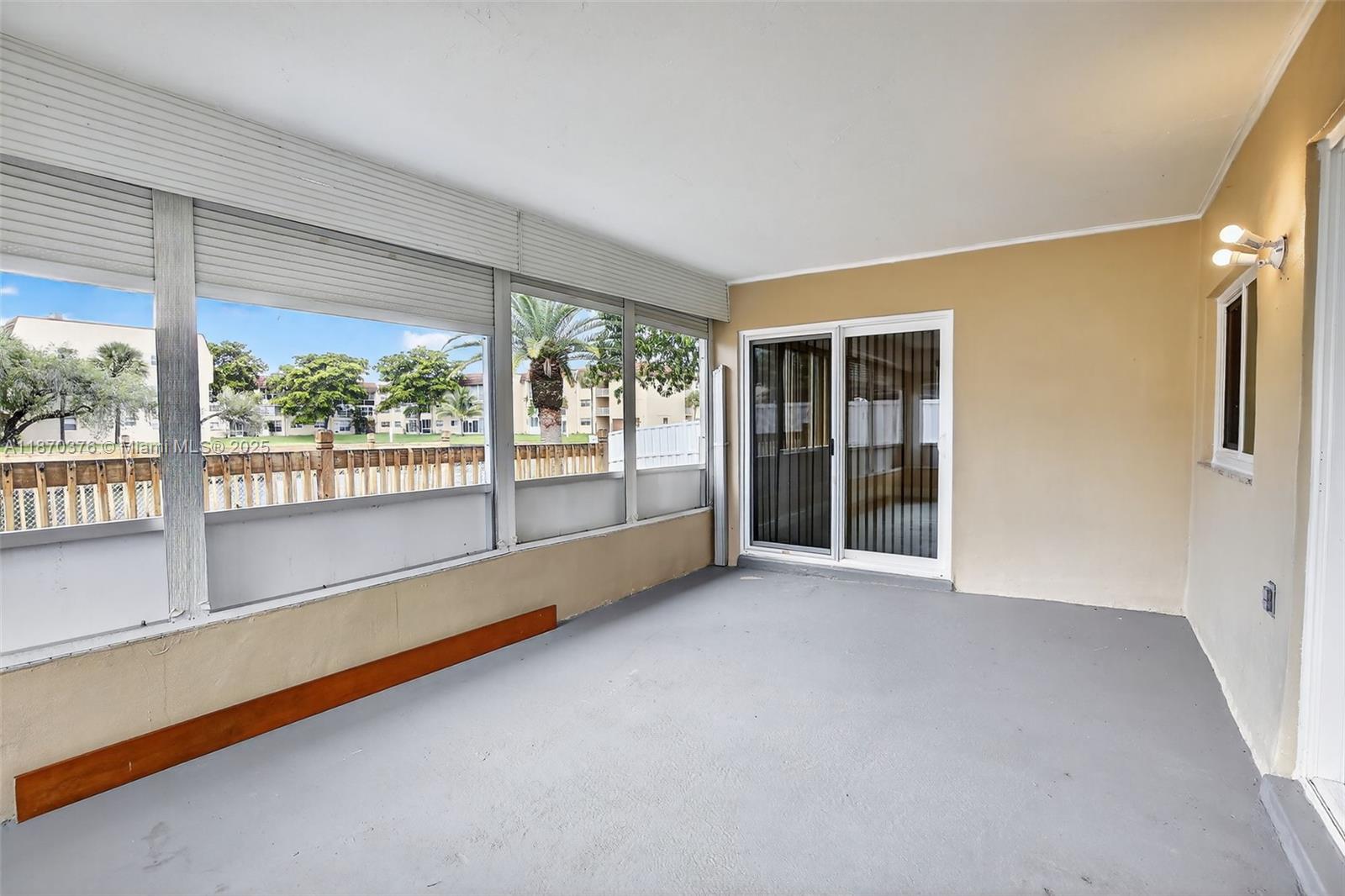 SUNRISE GOLF VILLAGE SEC - Residential