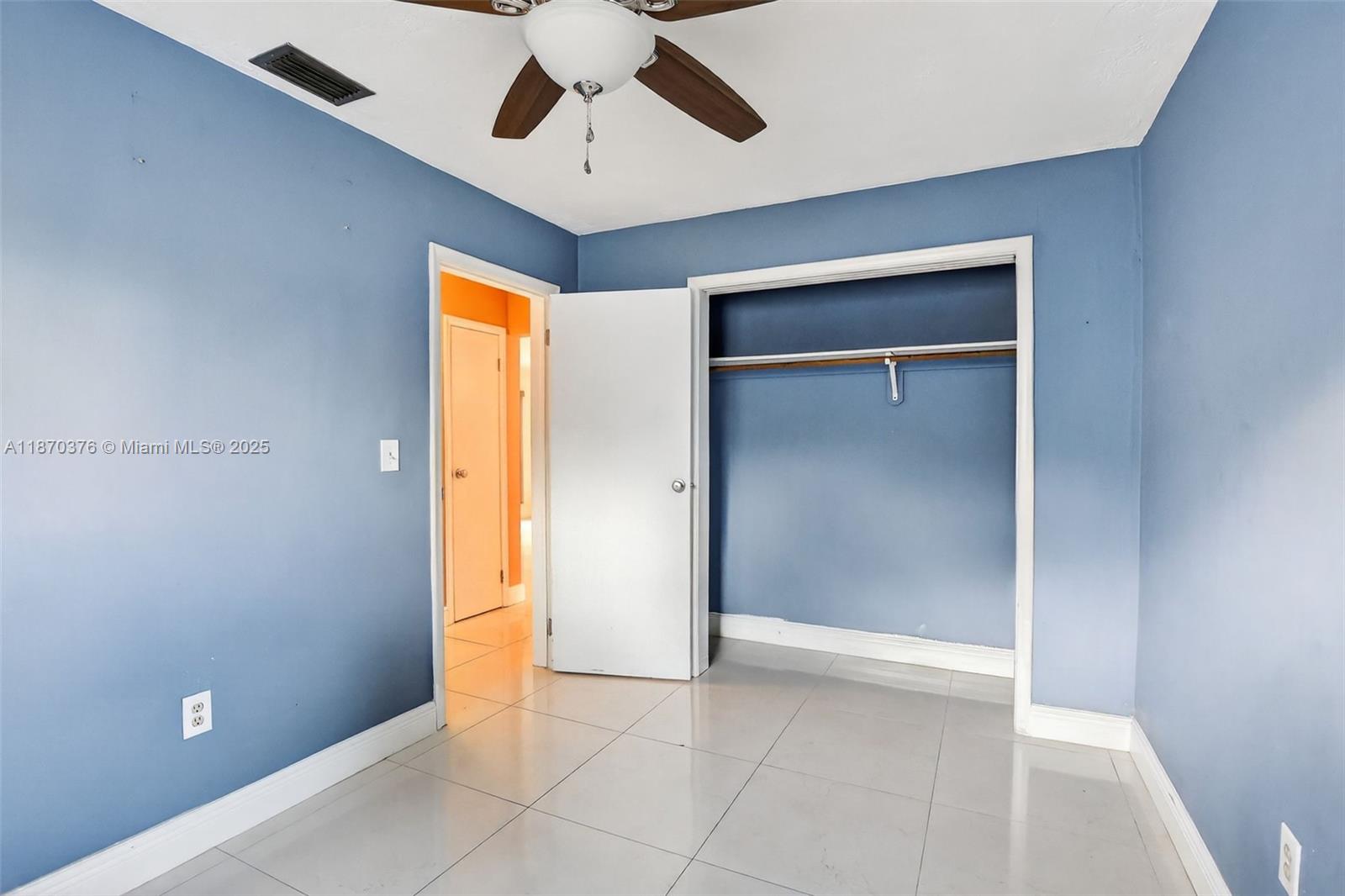 SUNRISE GOLF VILLAGE SEC - Residential