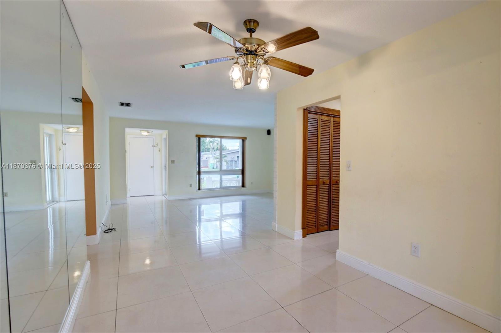 SUNRISE GOLF VILLAGE SEC - Residential