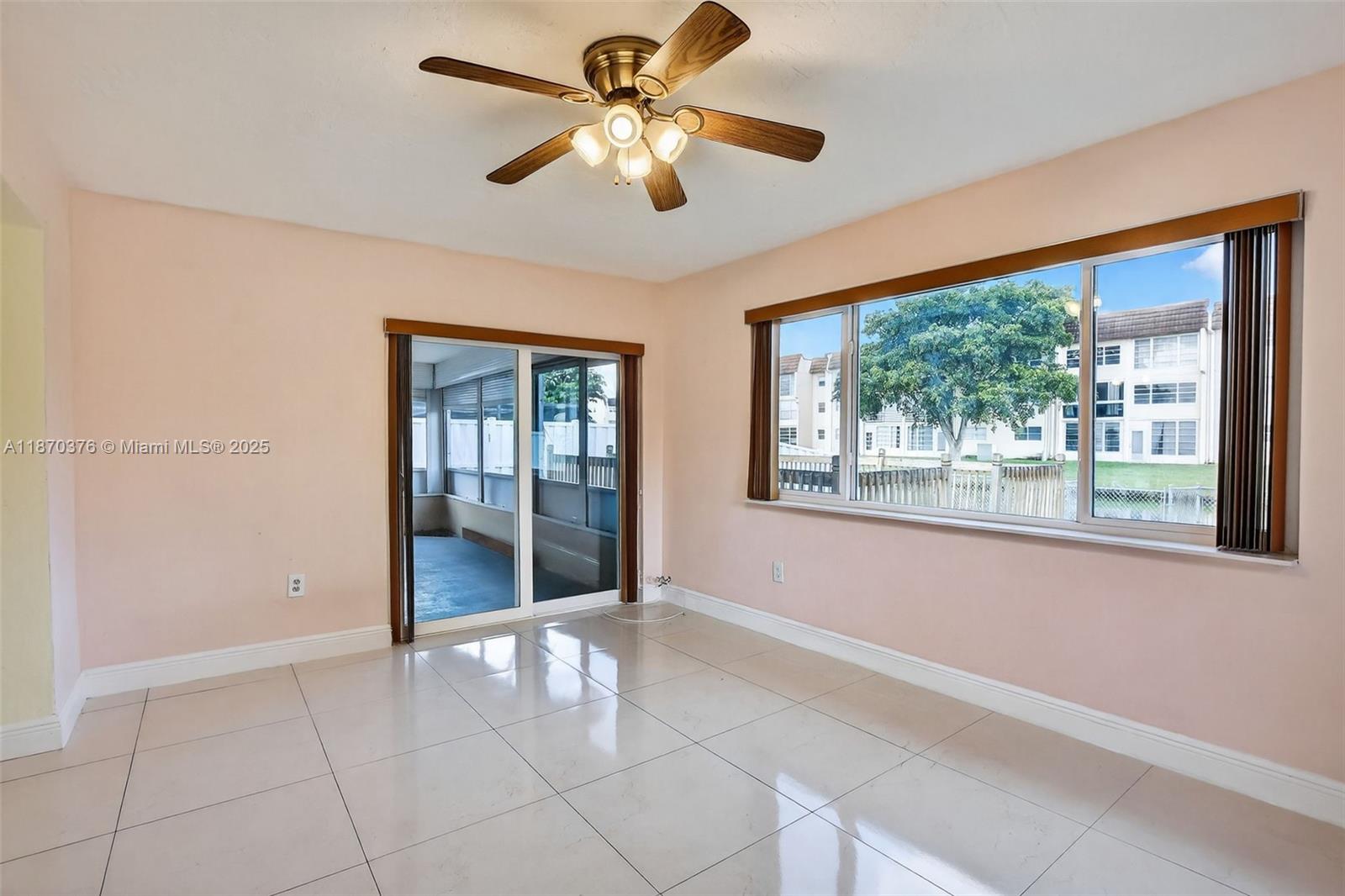 SUNRISE GOLF VILLAGE SEC - Residential