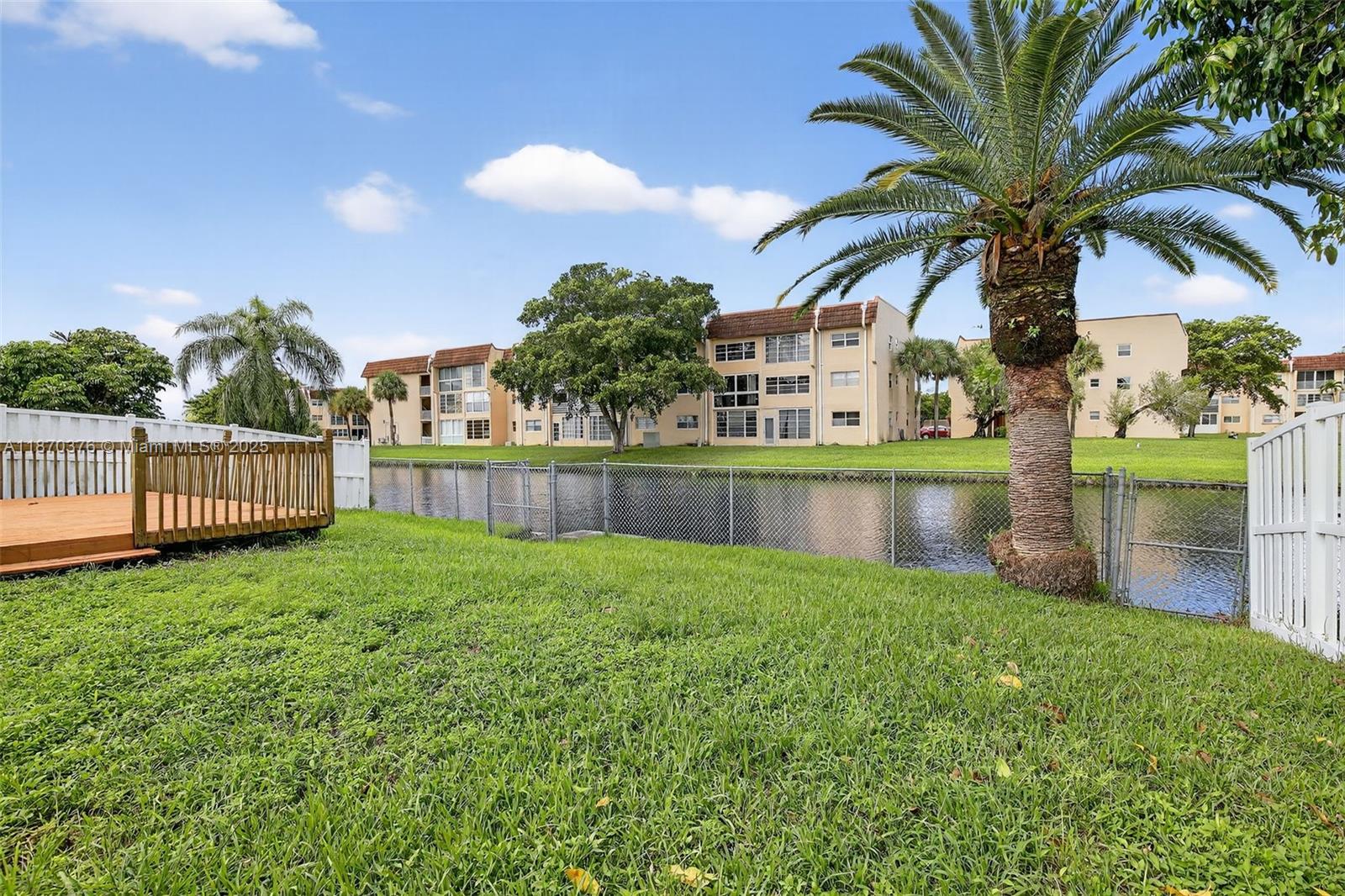 SUNRISE GOLF VILLAGE SEC - Residential