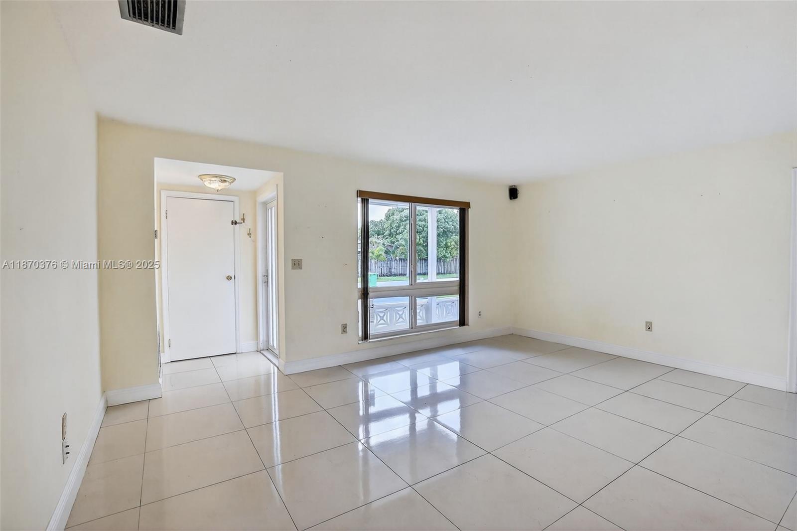 SUNRISE GOLF VILLAGE SEC - Residential