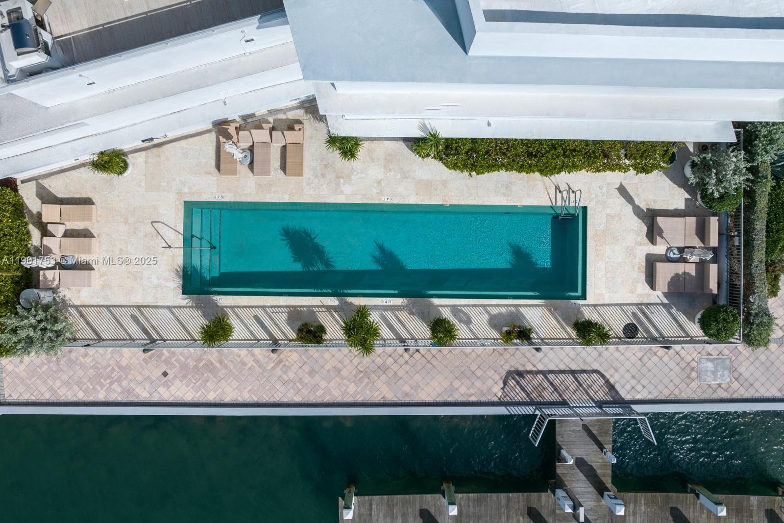 CAPRI SOUTH BEACH CONDO - Residential