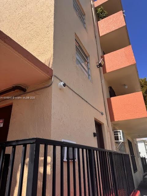 VISTA ALEGRE CONDO - Residential