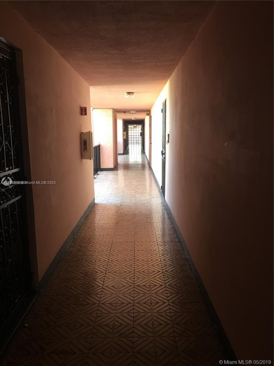 VISTA ALEGRE CONDO - Residential