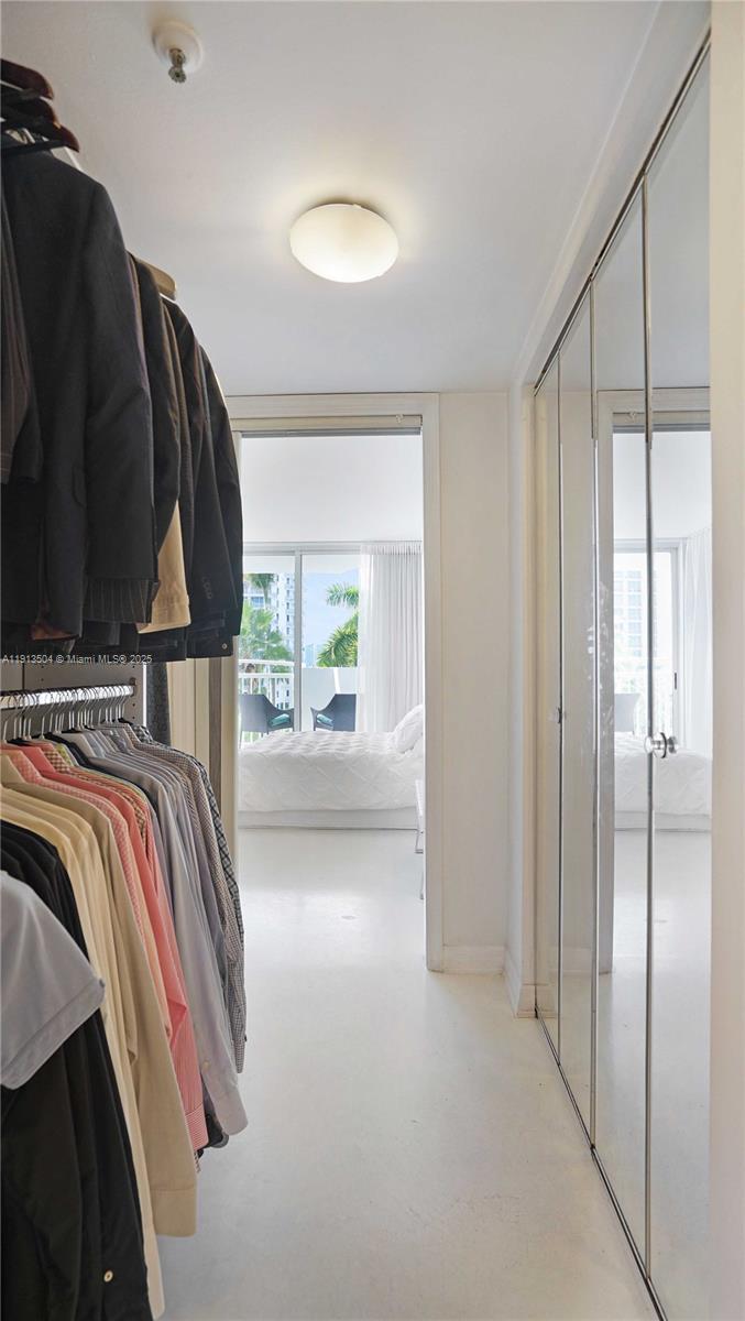 BAYVIEW PLAZA CONDO - Residential