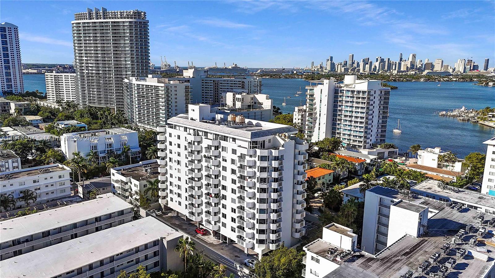 BAYVIEW PLAZA CONDO - Residential