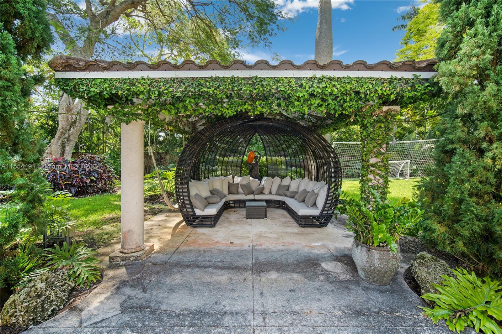 COCOA PLUM HEIGHTS SUB - Residential