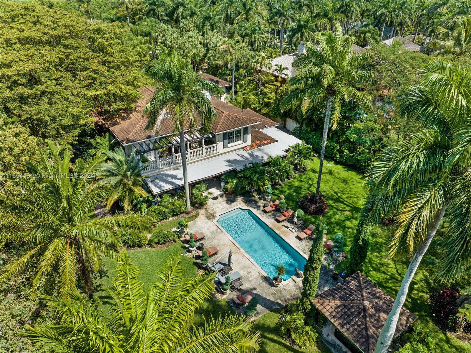 COCOA PLUM HEIGHTS SUB - Residential