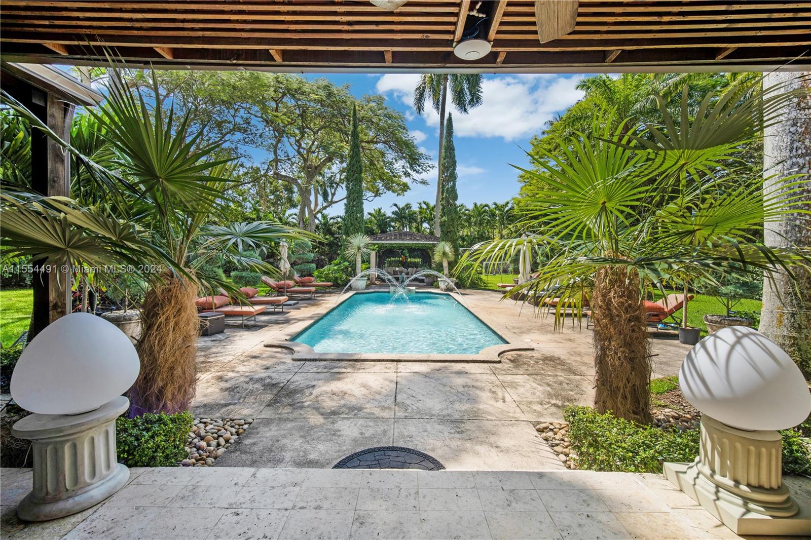 COCOA PLUM HEIGHTS SUB - Residential