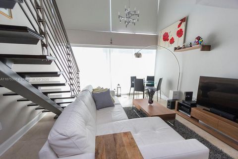 41 SE 5th St 1604 Miami FL 33131