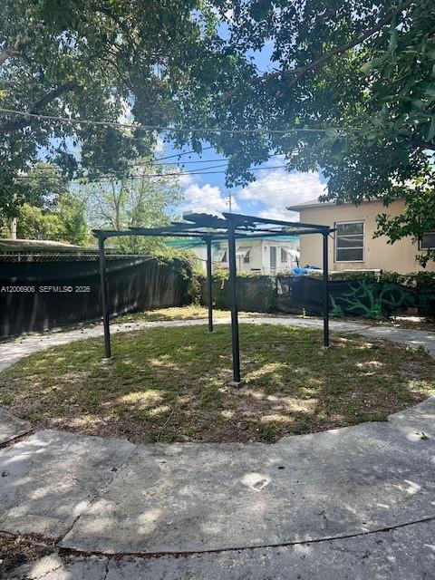 FLORAL PK 1ST AMD - Residential Lease