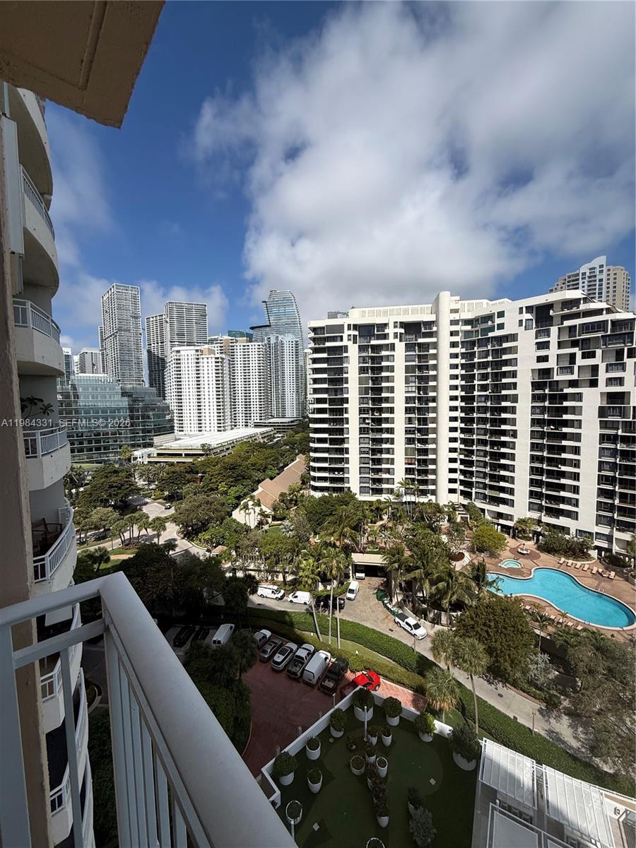 ISOLA CONDO - Residential Lease