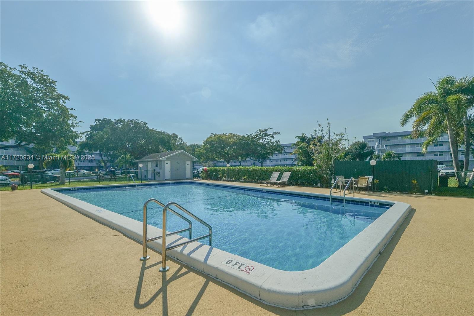 ROYAL PARK CONDO - Residential