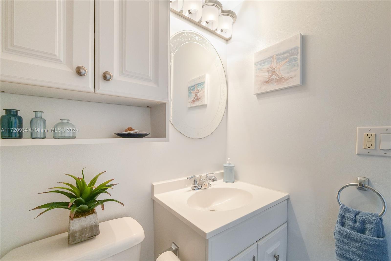 ROYAL PARK CONDO - Residential