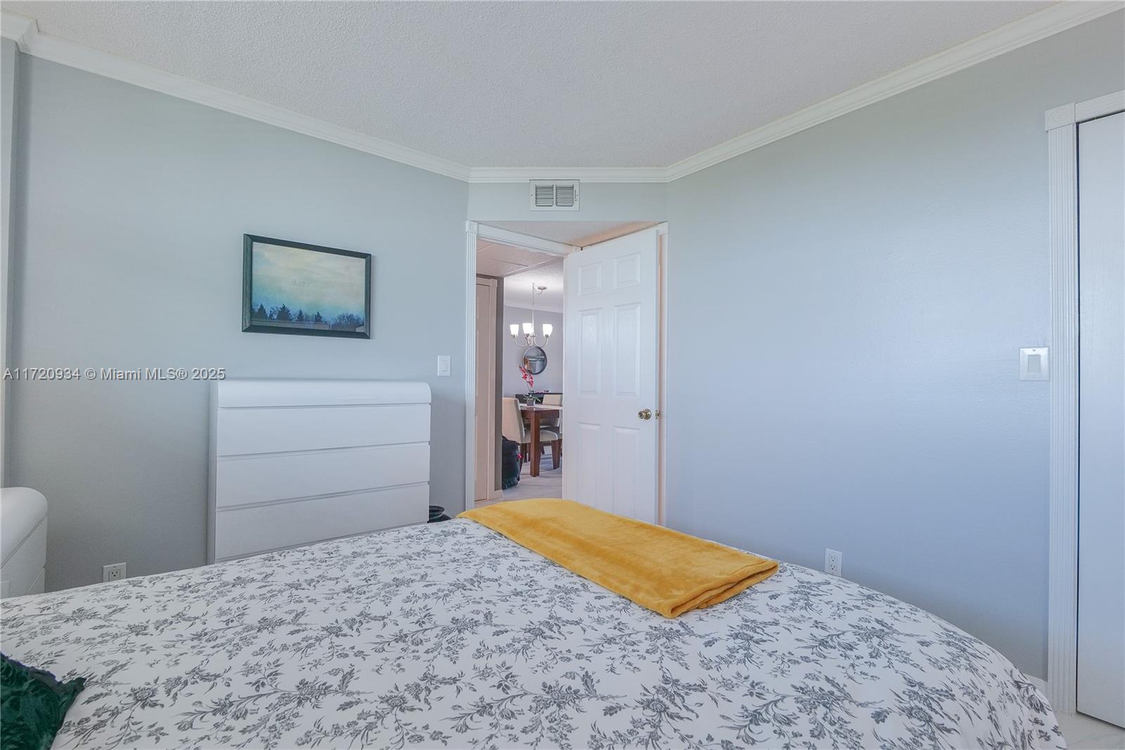 ROYAL PARK CONDO - Residential