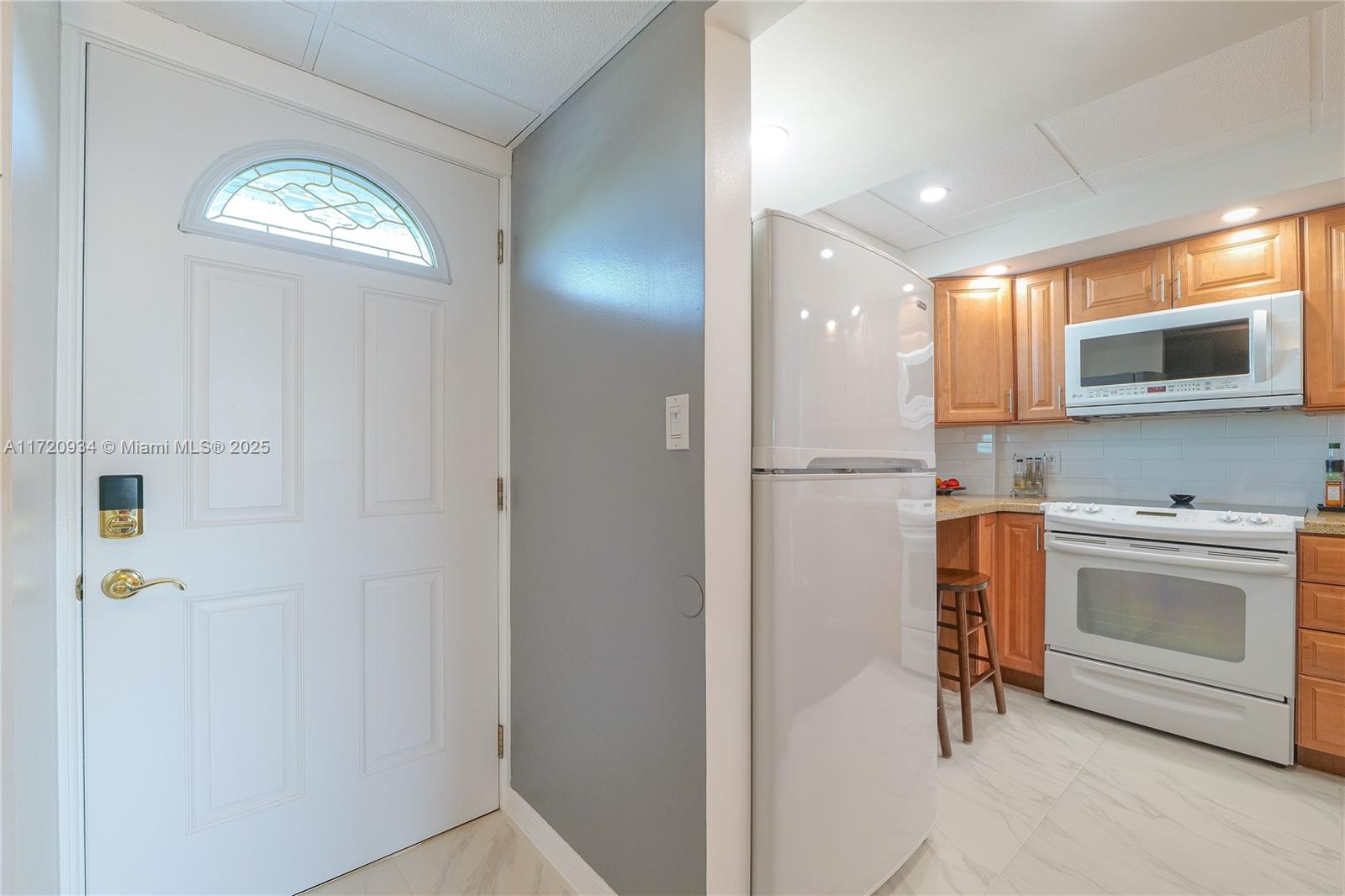 ROYAL PARK CONDO - Residential